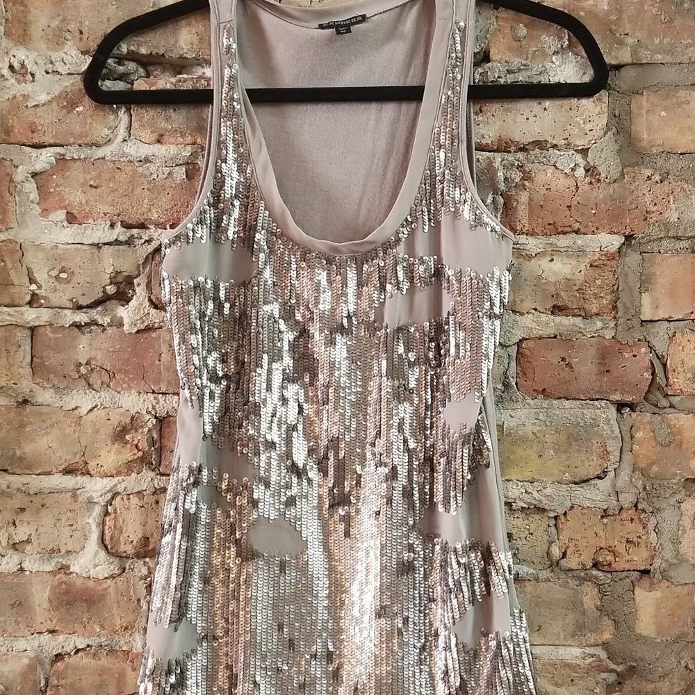 Express tank top with glitters